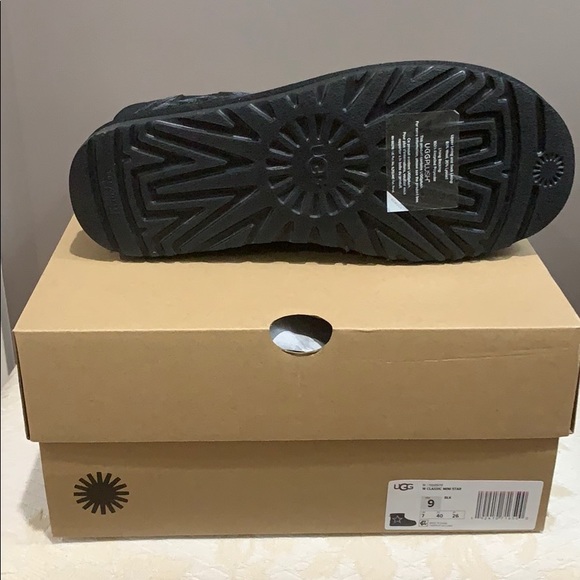 ❤️LAST PAIR ❤️UGG Classic Mini Star size 8 - Picture 3 of 5